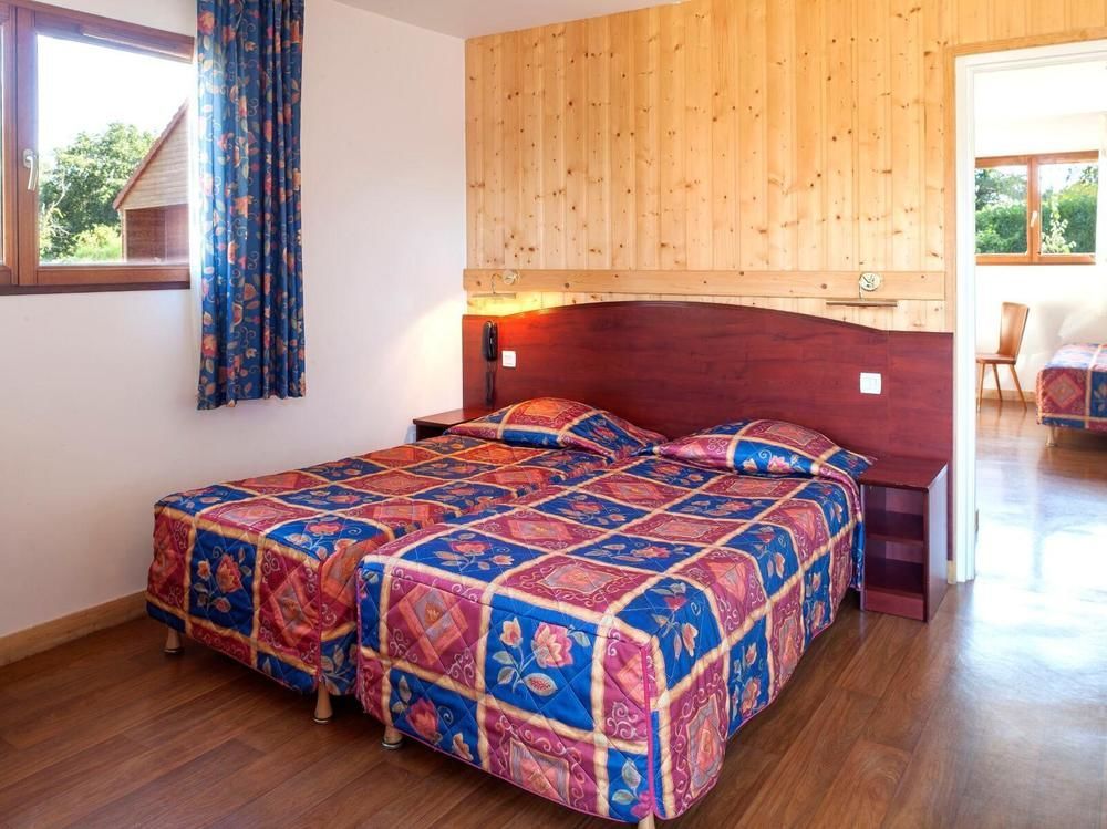 Le Chalet De La Foret Hotel 3 Etoiles Et Restaurant Вьерзон Экстерьер фото