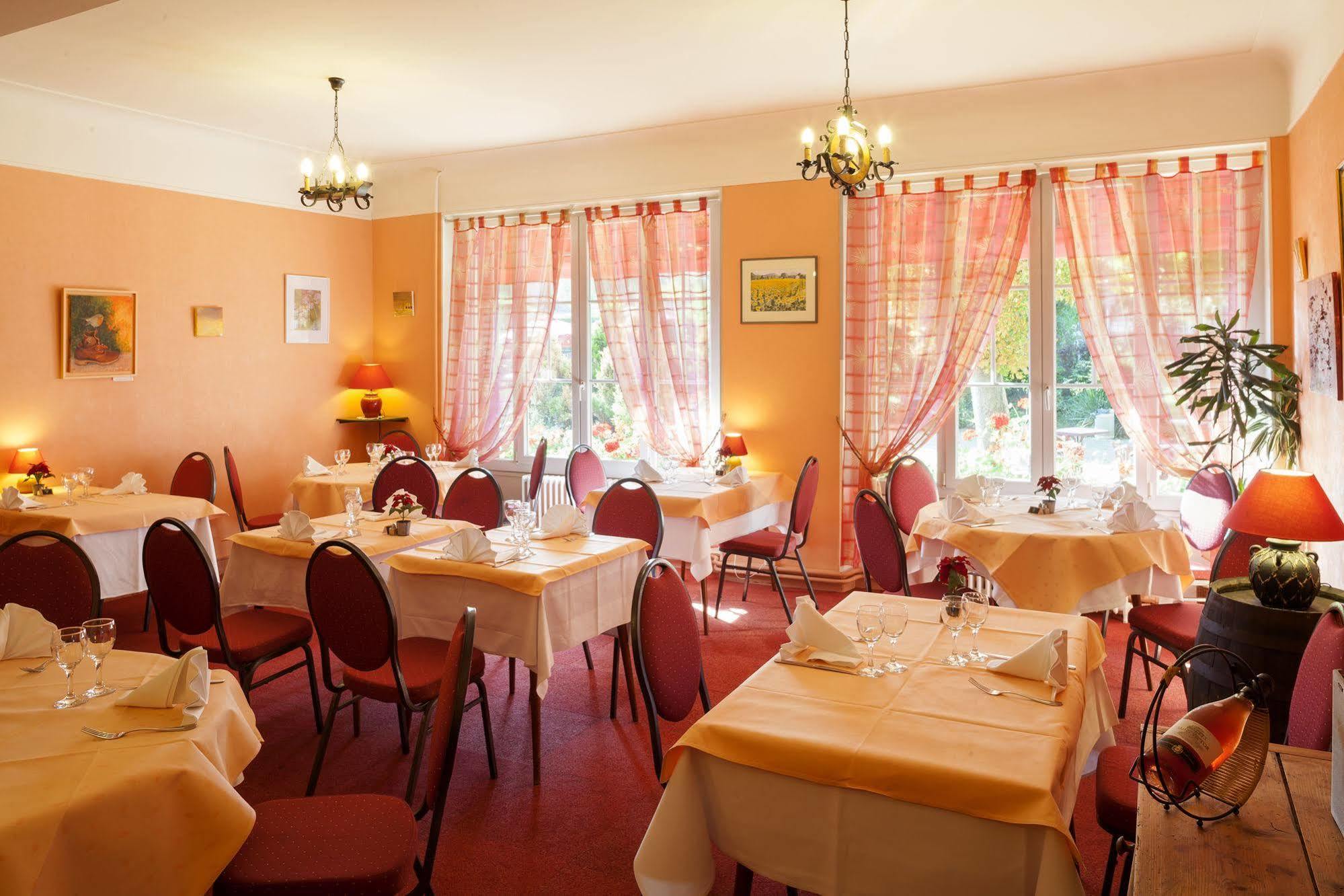Le Chalet De La Foret Hotel 3 Etoiles Et Restaurant Вьерзон Экстерьер фото