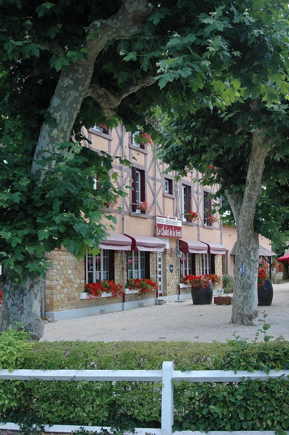 Le Chalet De La Foret Hotel 3 Etoiles Et Restaurant Вьерзон Экстерьер фото